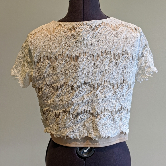 Forever 21 Crochet Lace Crop Top - Picture 3 of 5